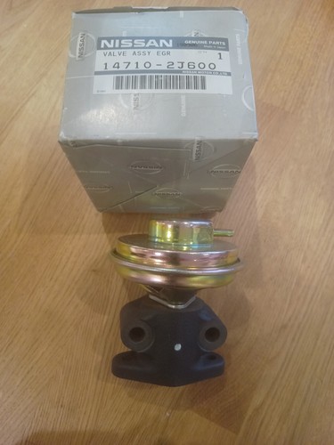 Nissan primera p11 egr - nissan, p11,egr